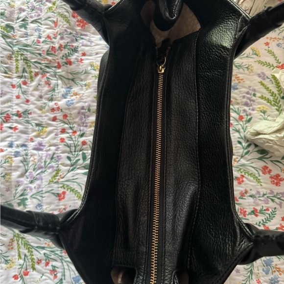 🎉FINAL PRICE🎉 Authentic Kate Spade Leather Handbag - Black - Picture 3 of 8